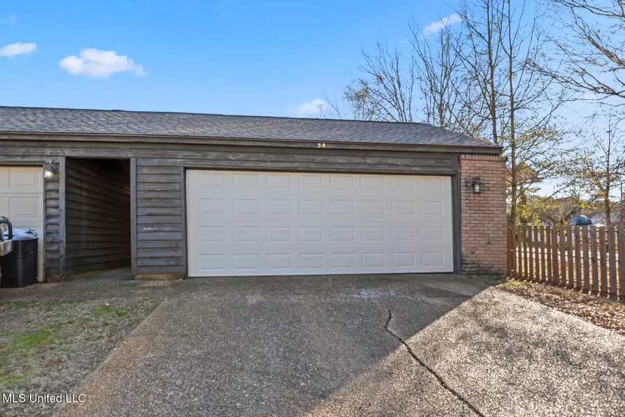 54 Woodlake Drive, Brandon, MS 39047 - Image #2