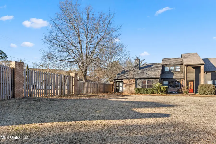 54 Woodlake Drive, Brandon, MS 39047 - Image #3