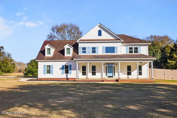 34 E Hidden Hills Drive, Picayune, MS 39466