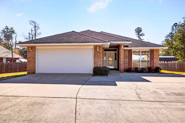 108236 Kapalama Drive, Diamondhead, MS 39525