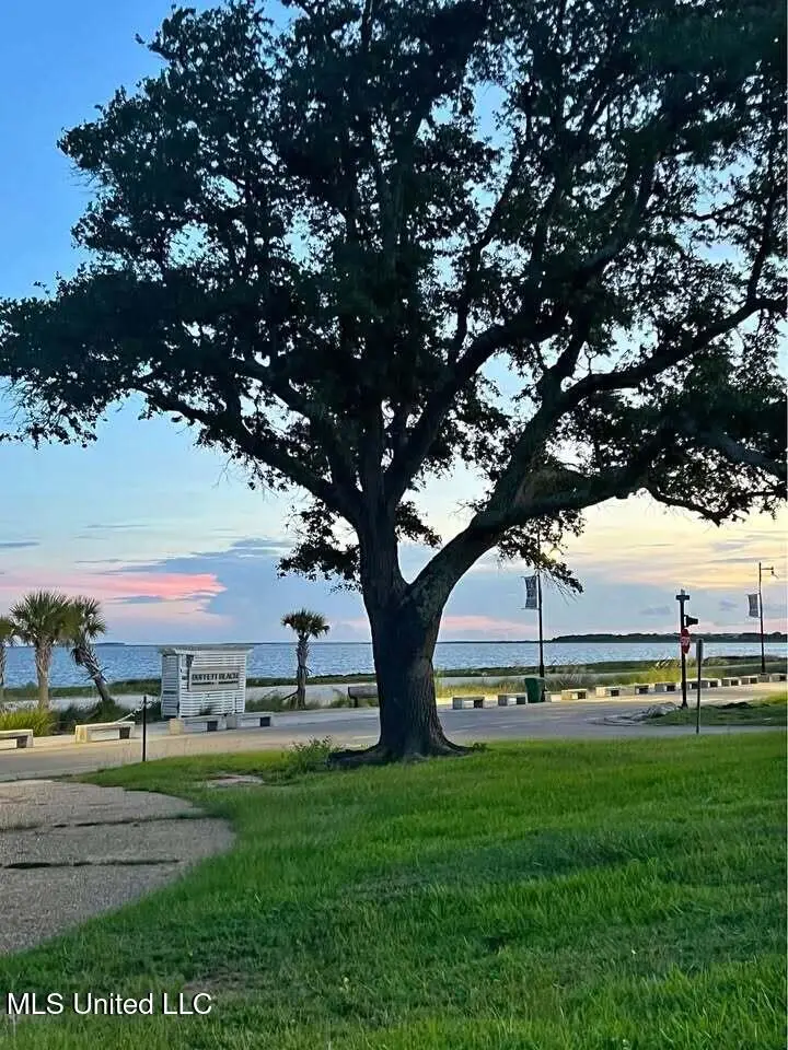 1607 Beach Boulevard, Pascagoula, MS 39567 - #1