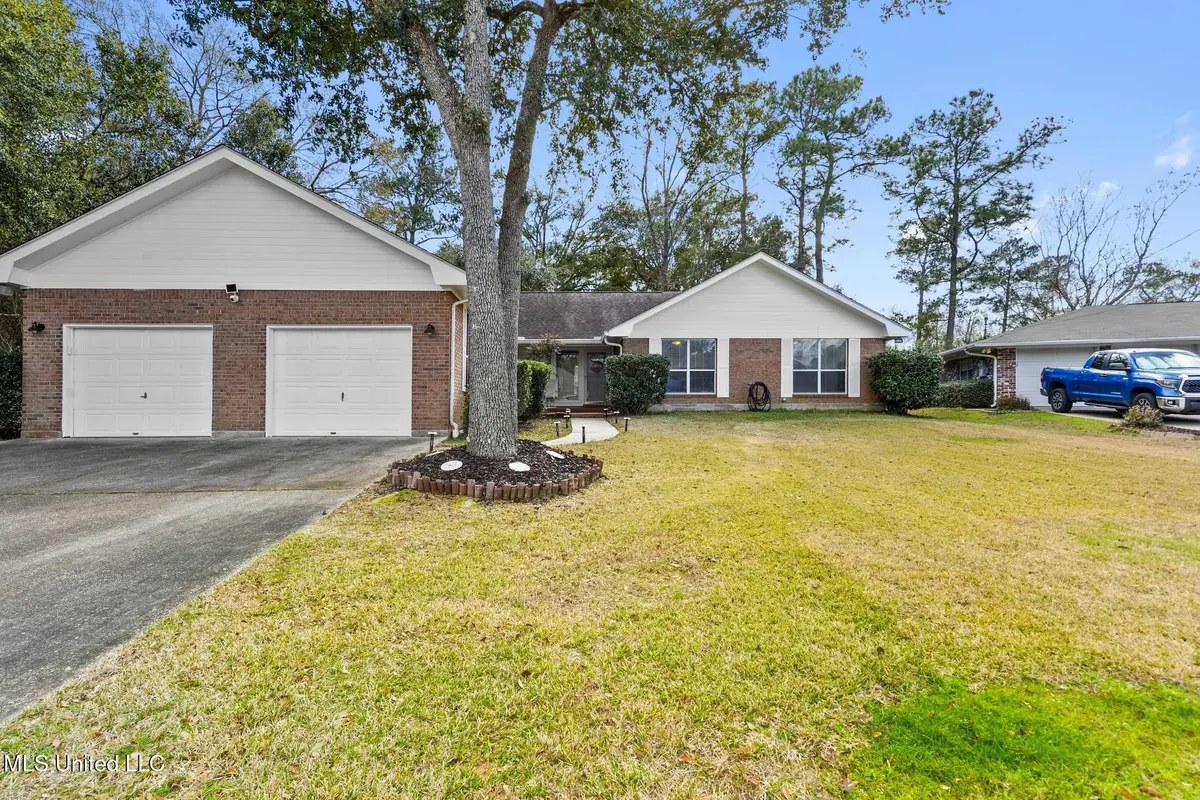 8820 Kailua Place, Diamondhead, MS 39525 - #1