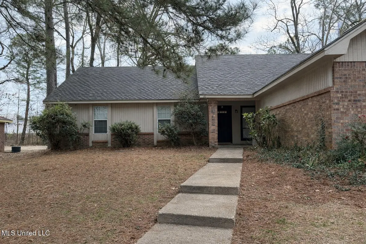 111 Fairfax Circle, Brandon, MS 39047 - Image #1