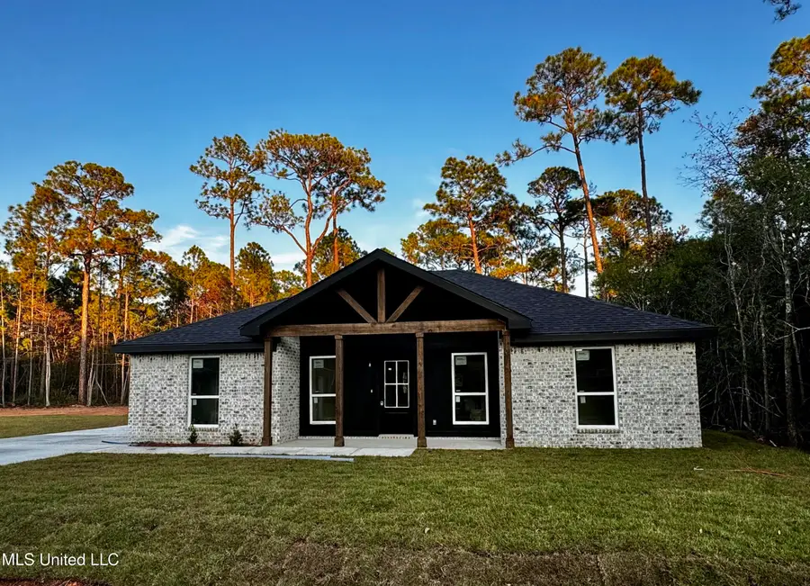 1829 Victoria Drive, Gautier, MS 39553 - Image #2