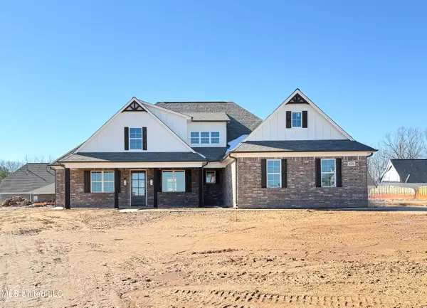 4220 Adriane Cove, Nesbit, MS 38651