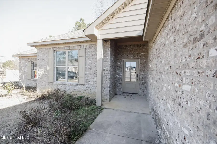 154 Shelby Mae Circle, Brandon, MS 39042 - Image #3