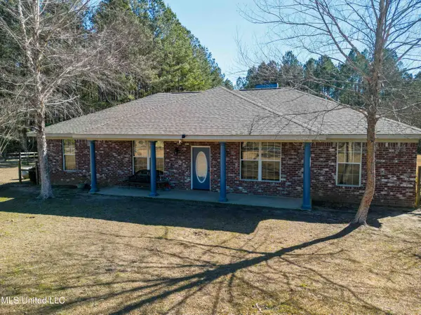 140 Cades Ridge Ridge, Neely, MS 39461