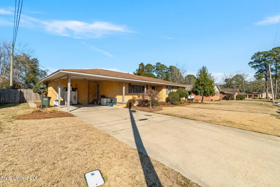 1223 Meadowood Road, Columbia, MS 39429 - #2