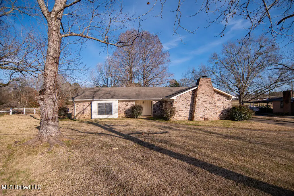 3864 S Siwell Road, Jackson, MS 39212 - #1
