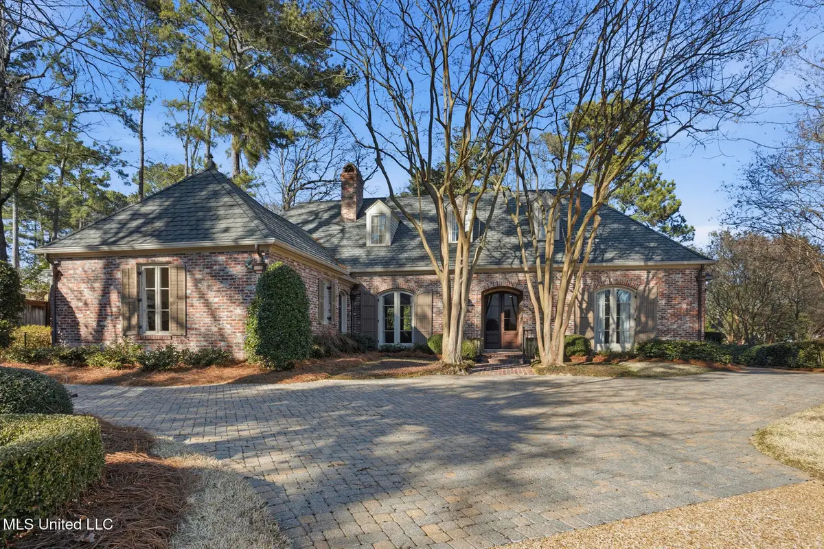 114 Meadowbrook North, Jackson, MS 39211 - Image #1