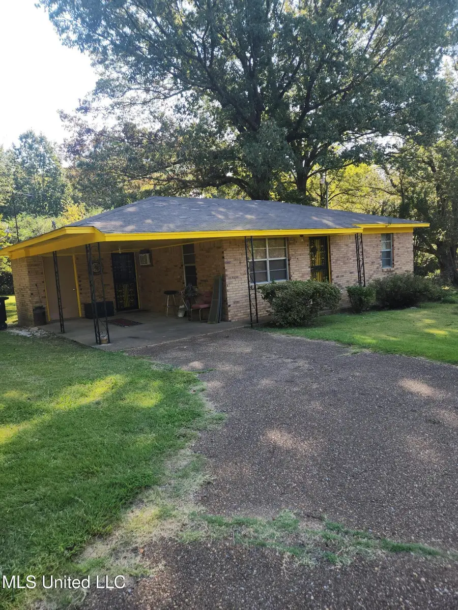 1933 NE Hammond Hill Road, Senatobia, MS 38668 - #2