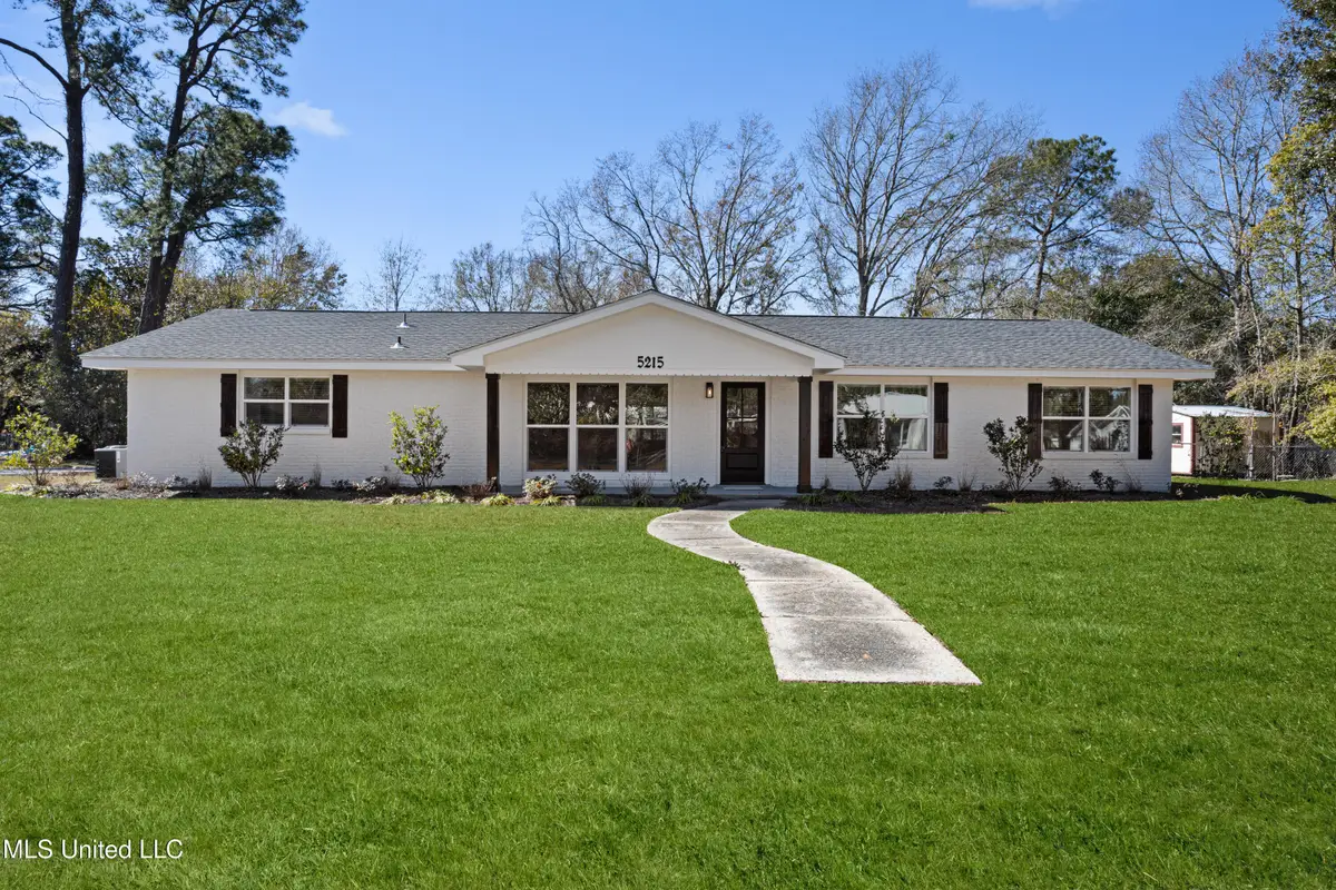 5215 Washington Avenue, Gulfport, MS 39507 - Image #1