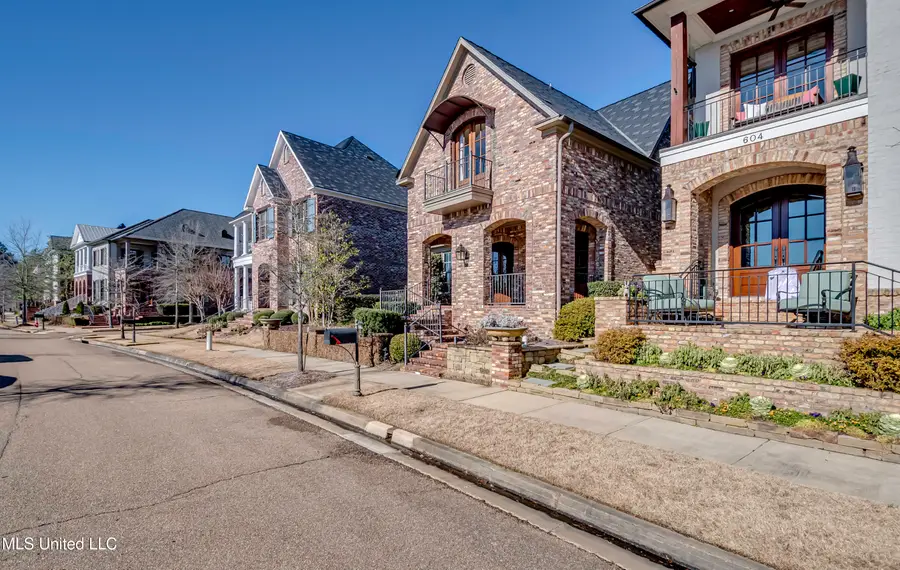 602 Northlake Avenue, Ridgeland, MS 39157 - Image #3