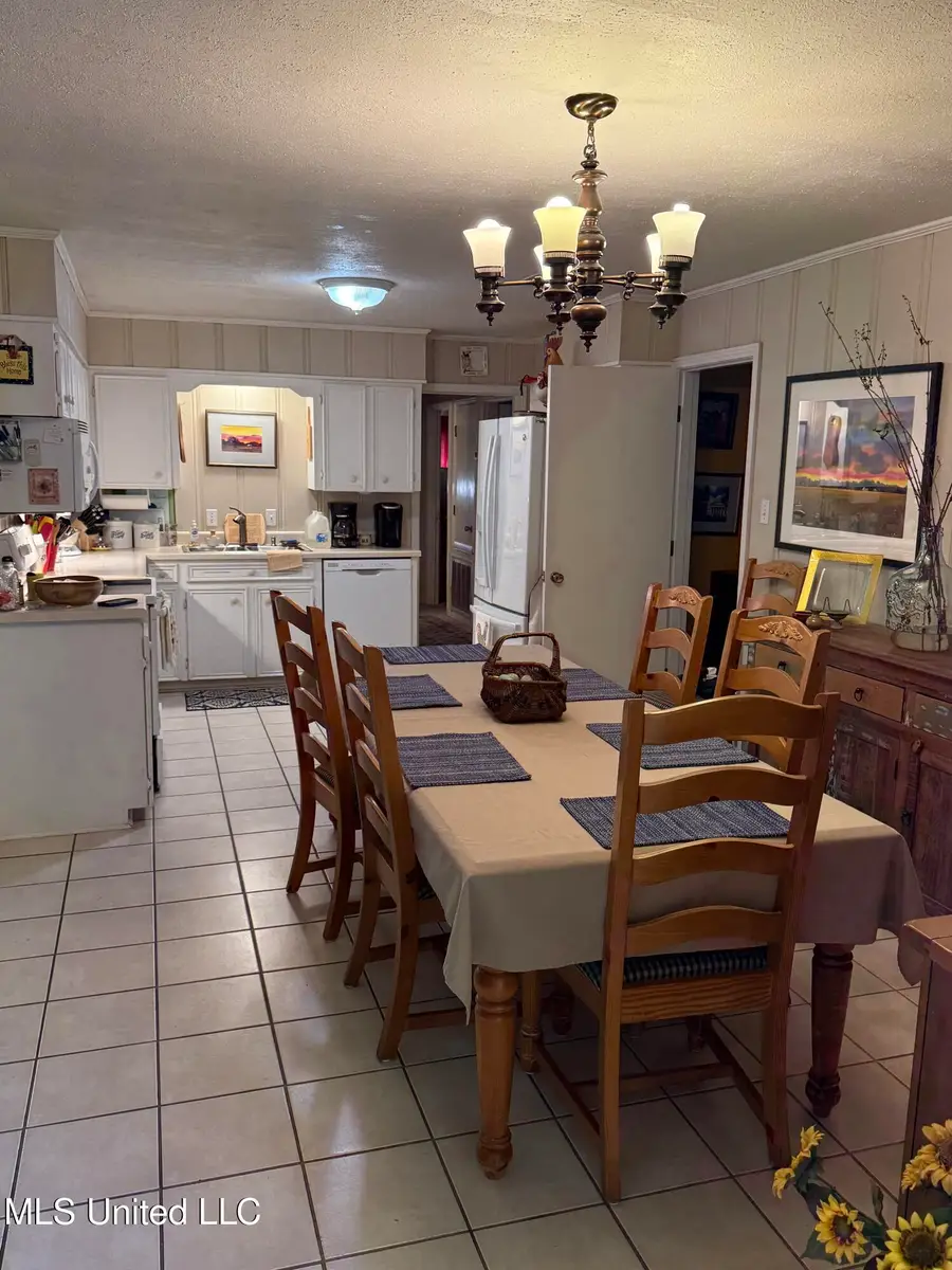 921 Woodville Drive, Jackson, MS 39212 - Image #3