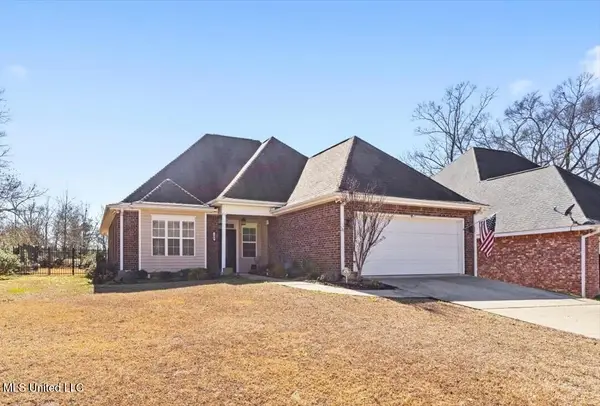 108 Pointe Drive, Summit, MS 39666