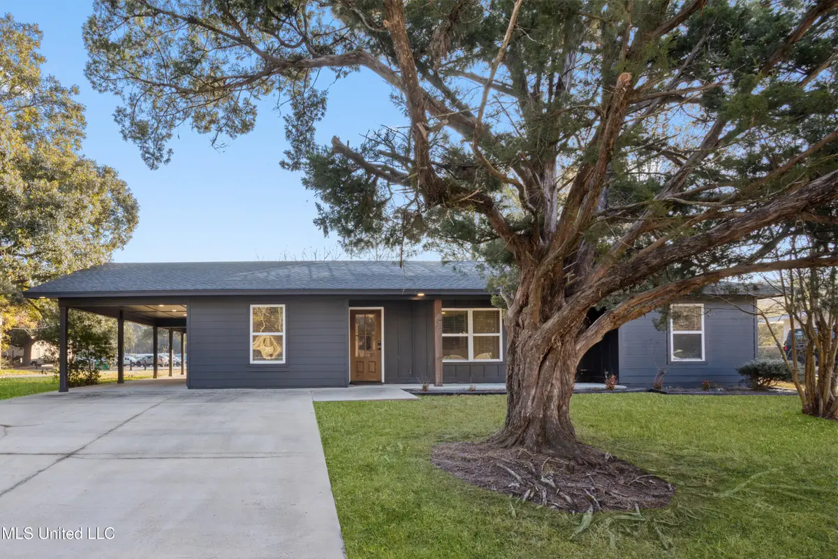 417 Woody Circle, Ocean Springs, MS 39564 - #1