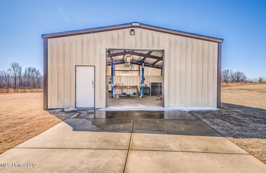 123 Tree Line Drive, Holly Springs, MS 38635 - #3