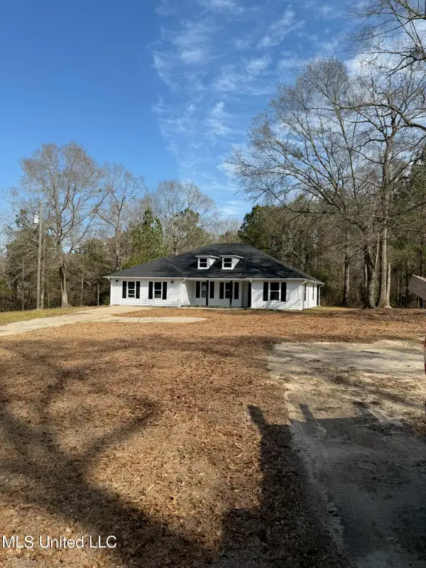 21 Twin Oaks Lane, Wiggins, MS 39577