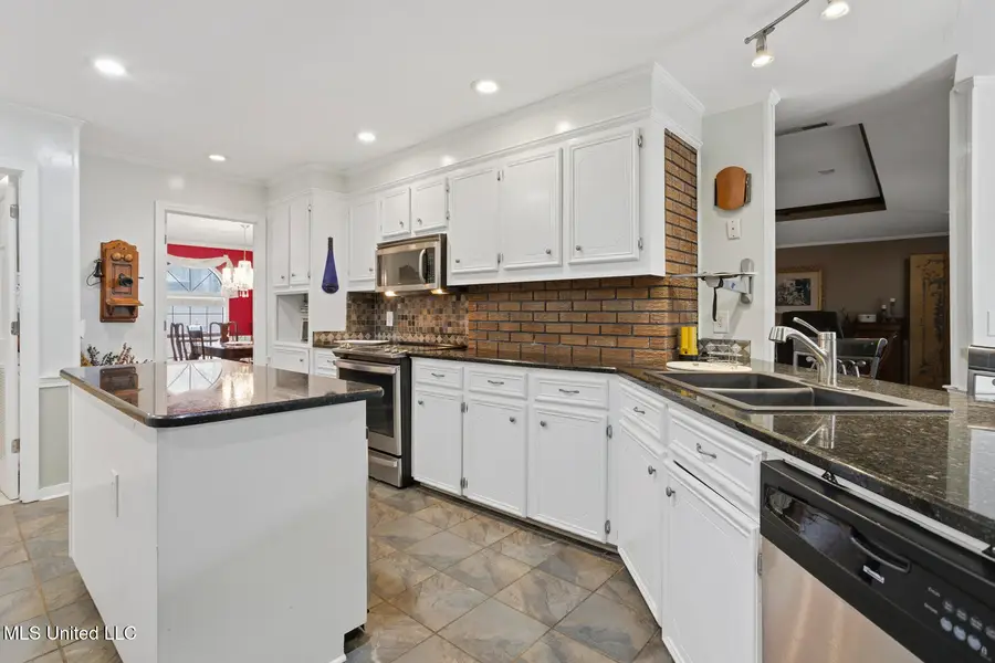 420 Shadow Lake Cove, Raymond, MS 39154 - #3