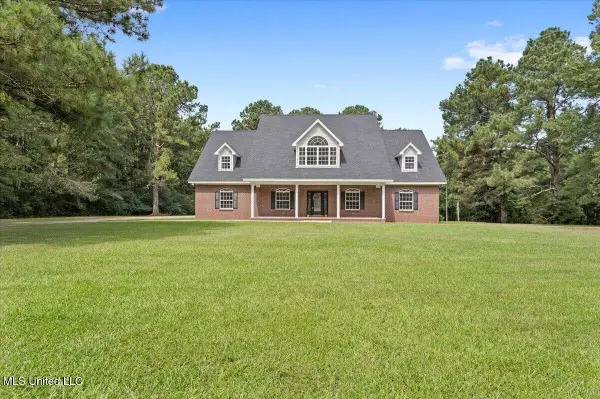 535 Graves Road, Ellisville, MS 39437