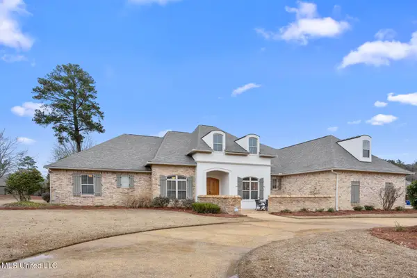 261 Lake Circle, Madison, MS 39110