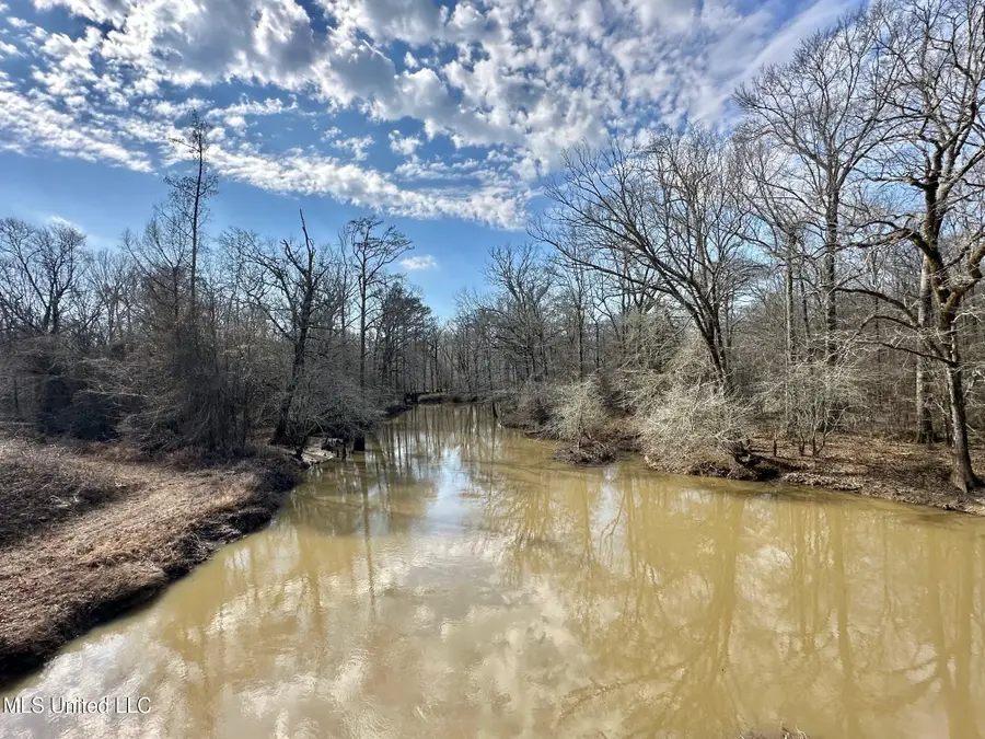 1 Evans Road, Carthage, MS 39051 - #2