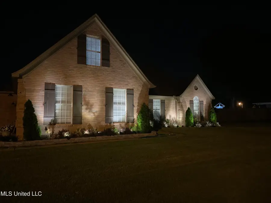 136 N Parkway Street, Hernando, MS 38632 - #3