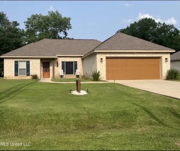 320 Scarbrough Circle, Richland, MS 39218