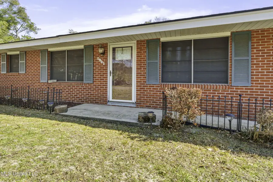 1901 Jones Avenue, Gulfport, MS 39501 - #2