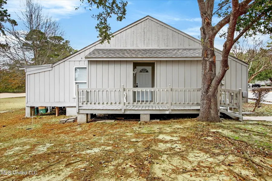 223 Highpoint Drive, Diamondhead, MS 39525 - #3