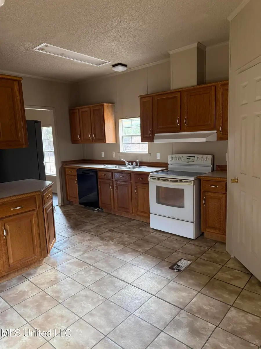 3174 W Topisaw, Ruth, MS 39662 - #3