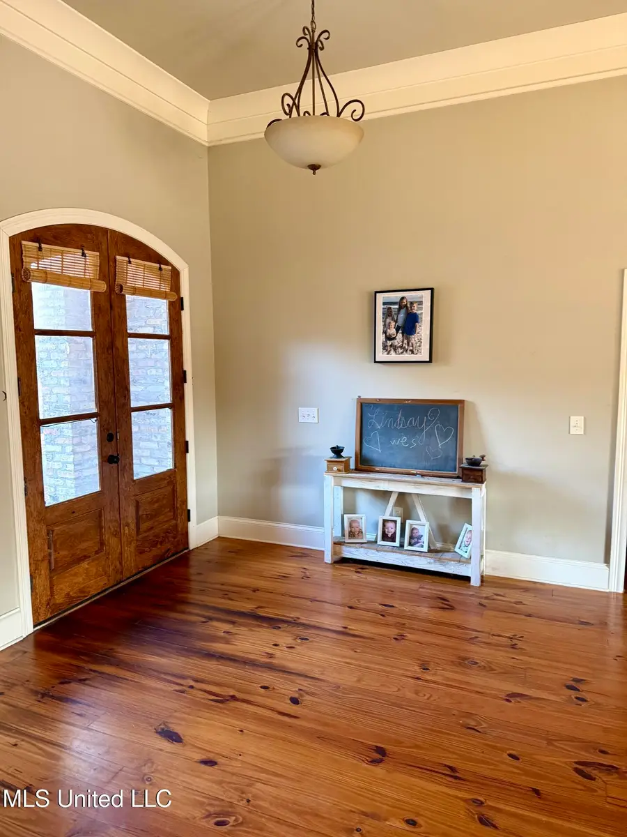 106 Elm Court, Madison, MS 39110 - #3