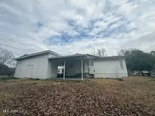 206 S Monroe Street, Calhoun City, MS 38916 - #3