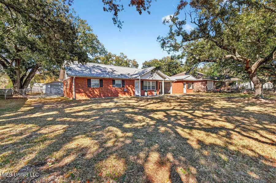 216 E 3rd, Long Beach, MS 39560 - #2