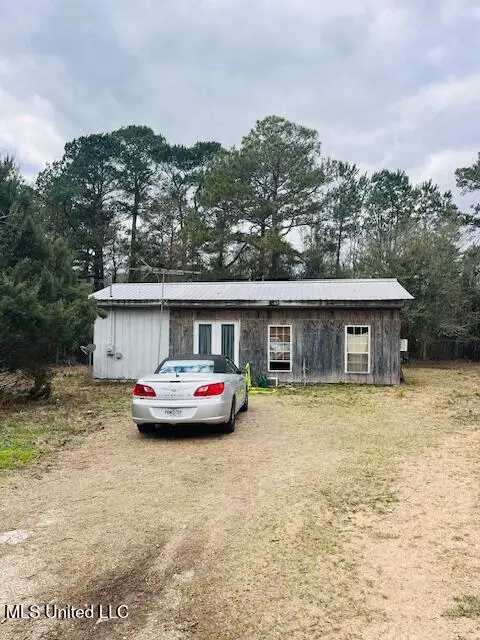 27 Spice Street, Picayune, MS 39466