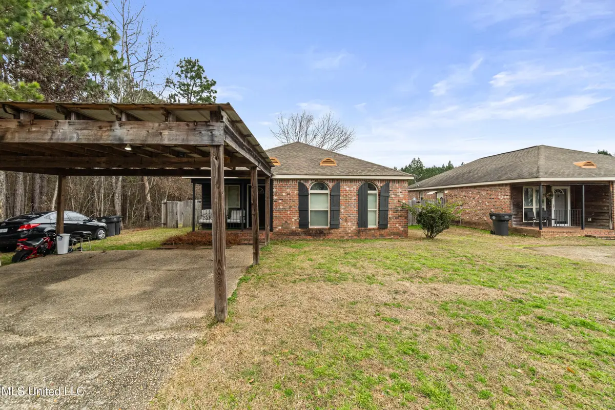 8 Findlay Street, Hattiesburg, MS 39402 - #1