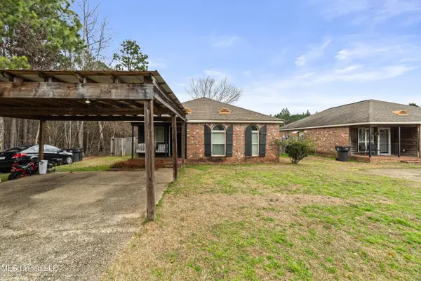 8 Findlay Street, Hattiesburg, MS 39402