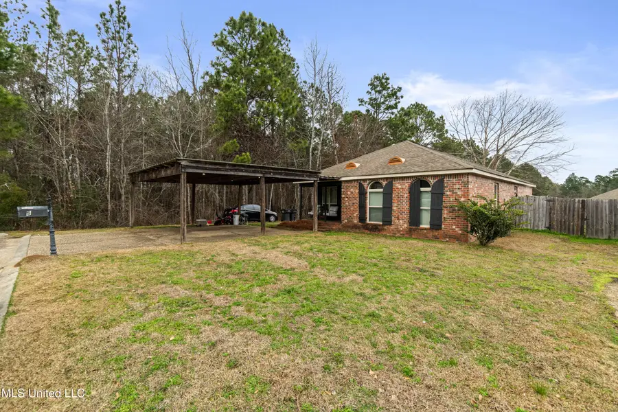 8 Findlay Street, Hattiesburg, MS 39402 - #3
