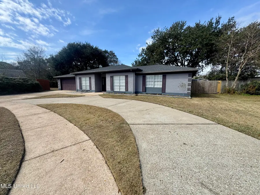 1315 Sussex Drive, Ocean Springs, MS 39564 - #2