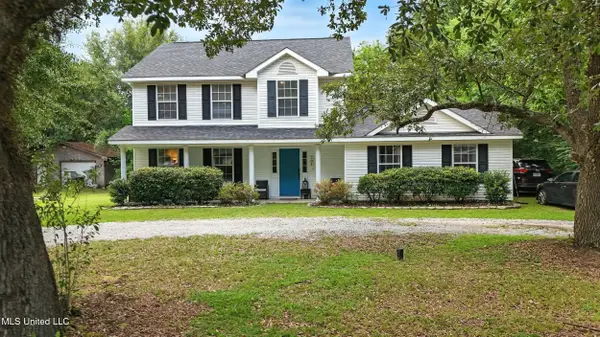 701 Washington Street, Bay Saint Louis, MS 39520