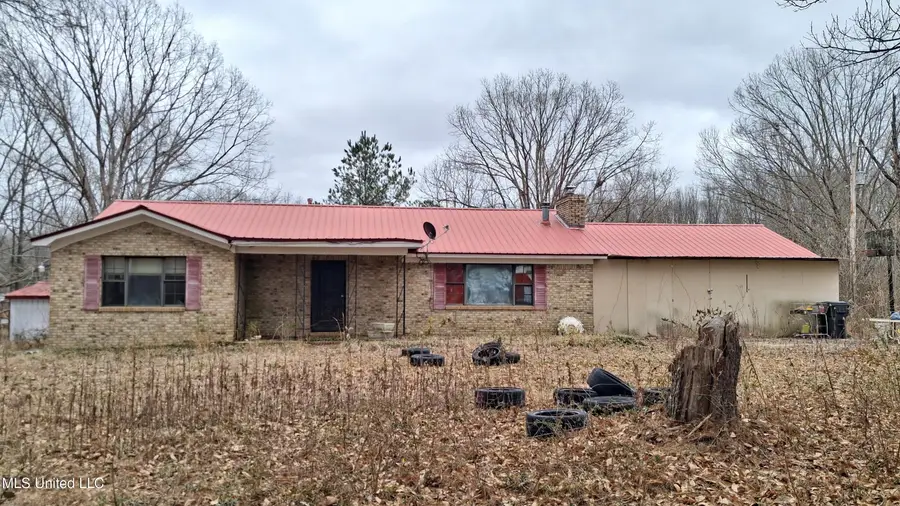 877 S Red Banks Road, Holly Springs, MS 38635 - #2