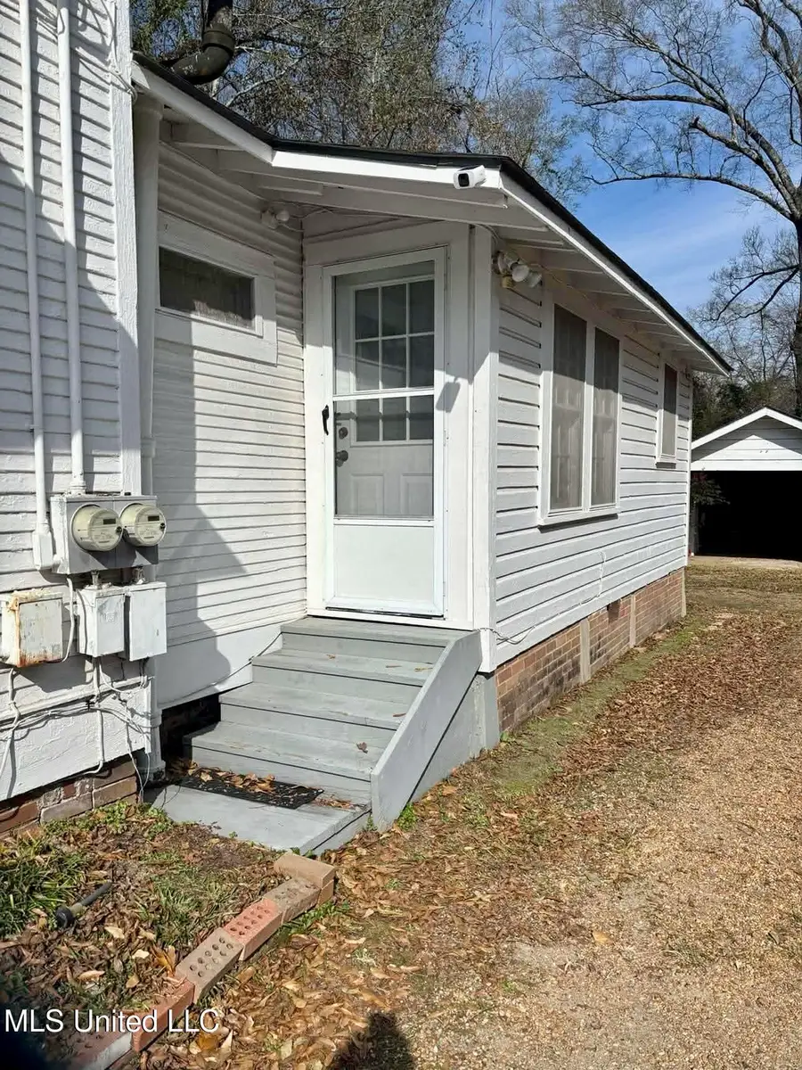 156 W Enterprise Street, Brookhaven, MS 39601 - #3