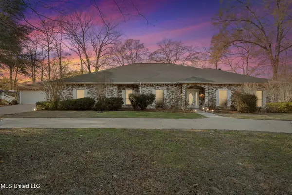 321 Lake David Drive, Picayune, MS 39466