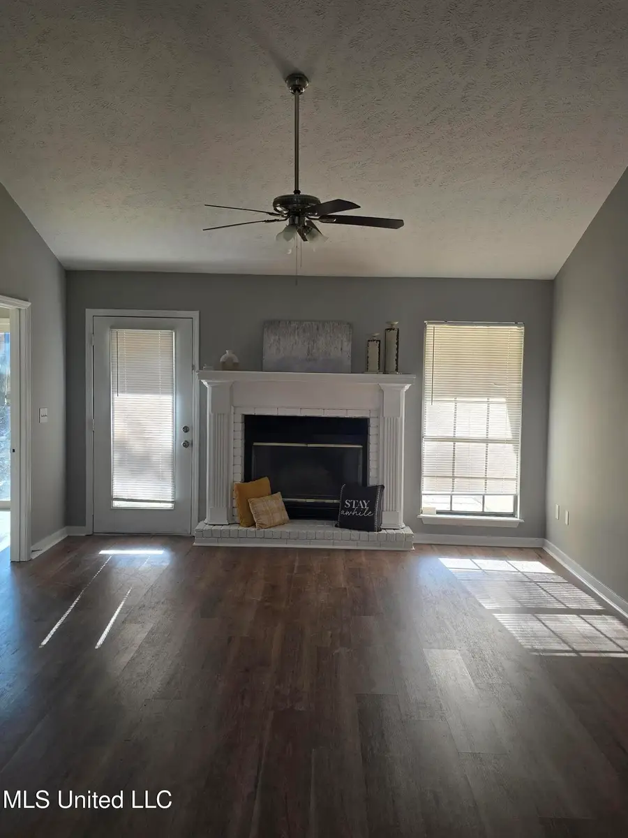 8 Ridgeway Place, Clinton, MS 39056 - #3