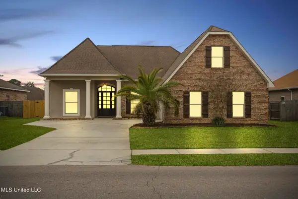 2305 Sunkist Country Club Road, Biloxi, MS 39532