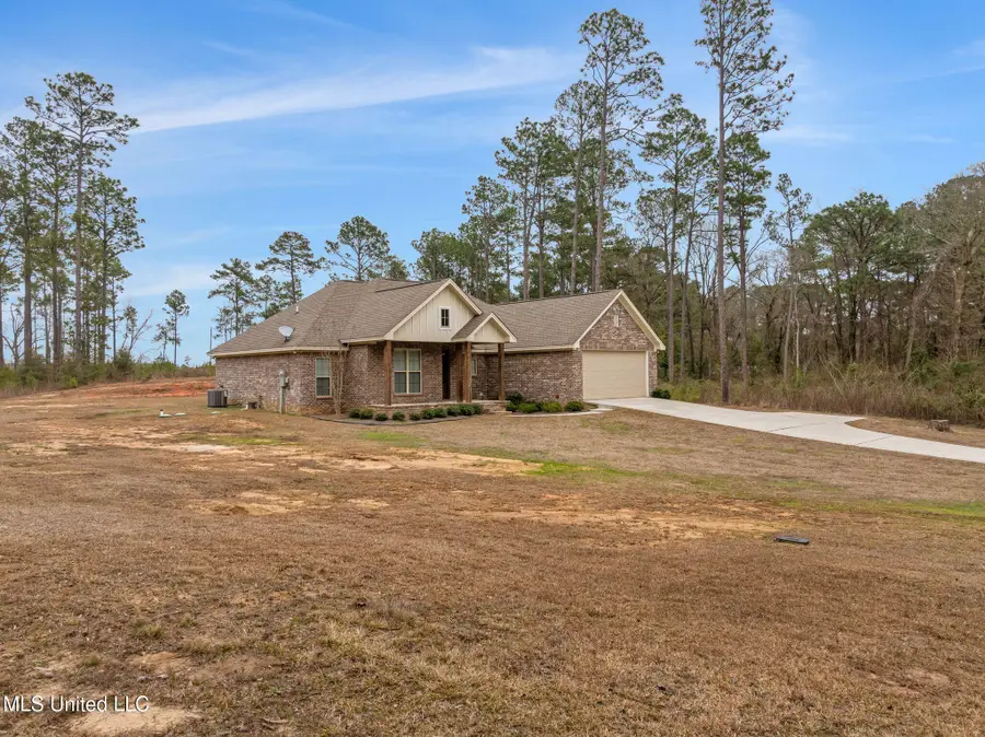 88 N Bryant Road, Sumrall, MS 39482 - #2