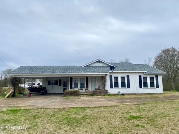 1048 Barnes Road, Crystal Springs, MS 39059
