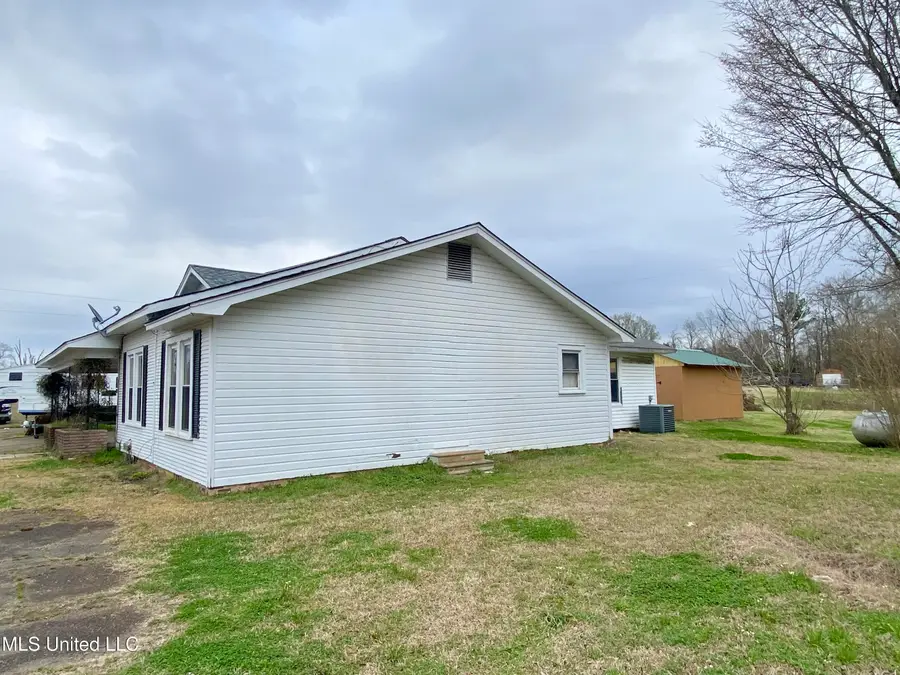 1048 Barnes Road, Crystal Springs, MS 39059 - #3