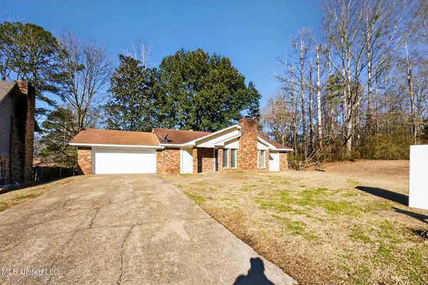 1341 Whispering Oaks Cove, Jackson, MS 39212
