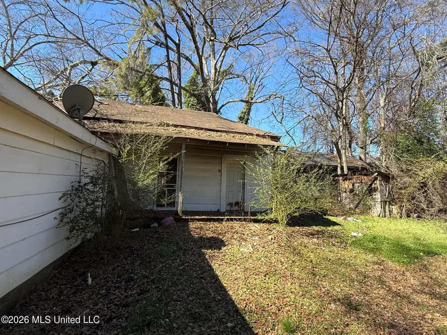 366 Elm Street, Grenada, MS 38901 - #3